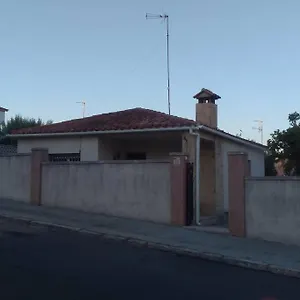 Casa Con Jardín Y Barbacoa En Сasa de vacaciones Cunit