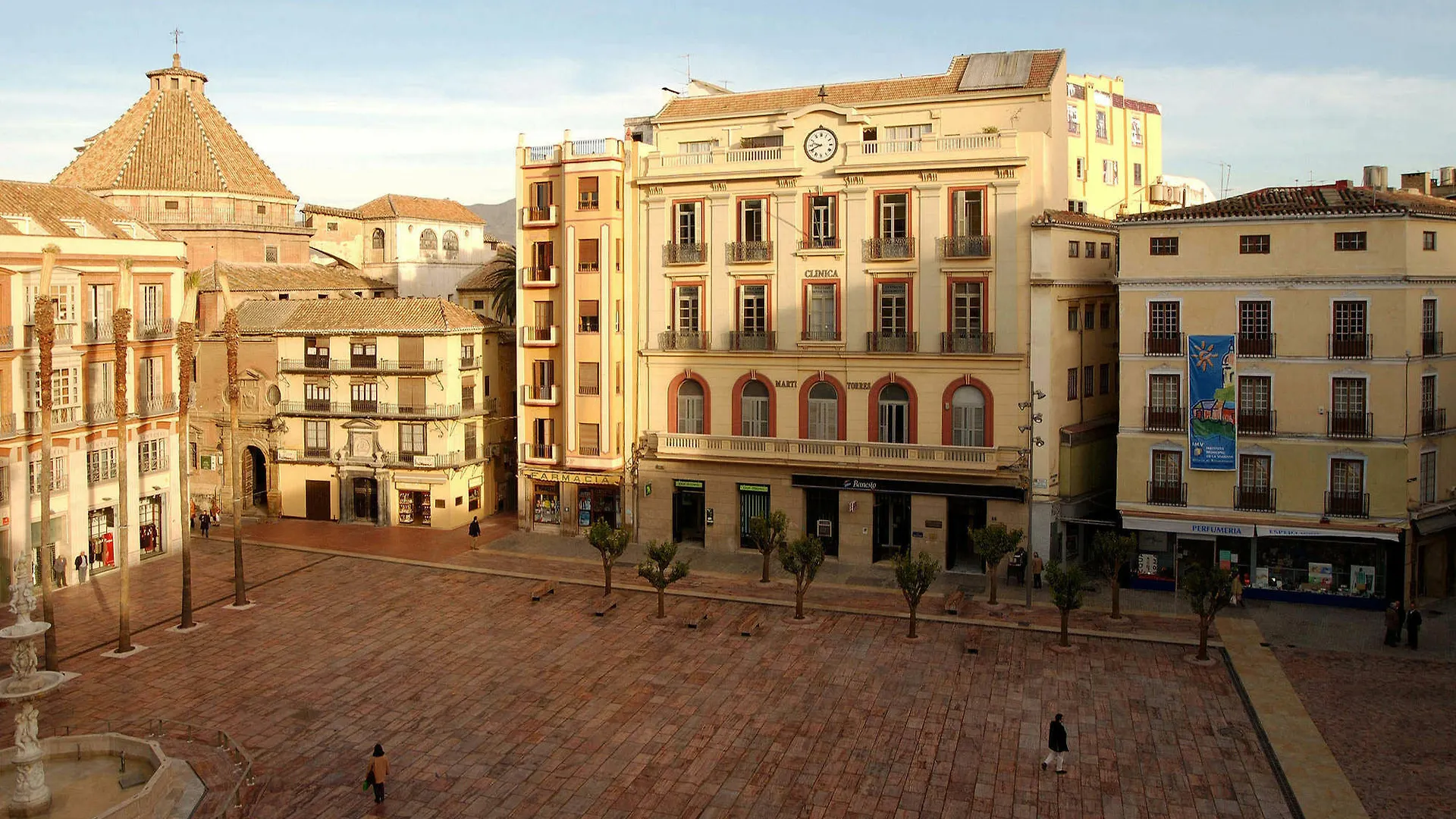 Apartamentos Plaza Constitucion - Larios Malaga