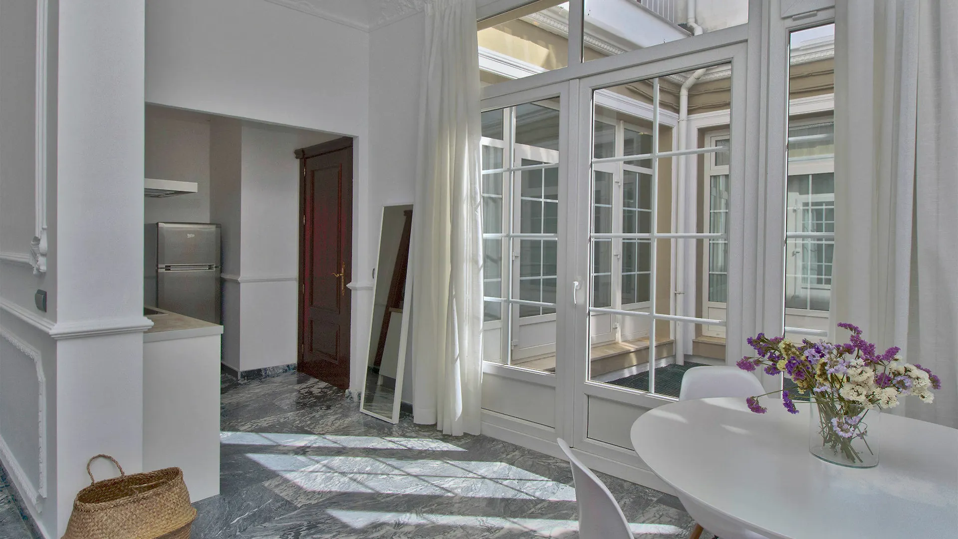Apartamentos Plaza Constitucion - Larios Malaga Apartment